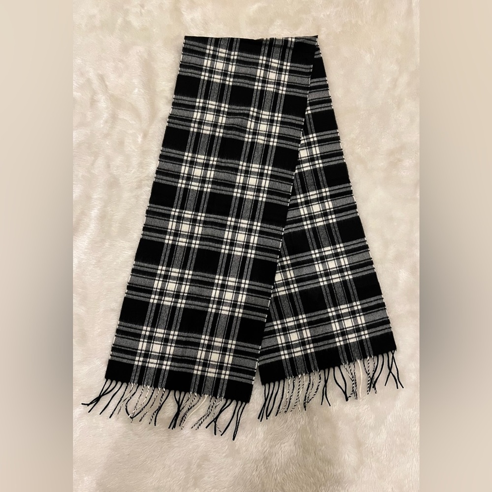 100% Cashmere Women’s Scarf Original Price $99